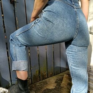 Vintage High Waisted Wrangler Blue Jean 25